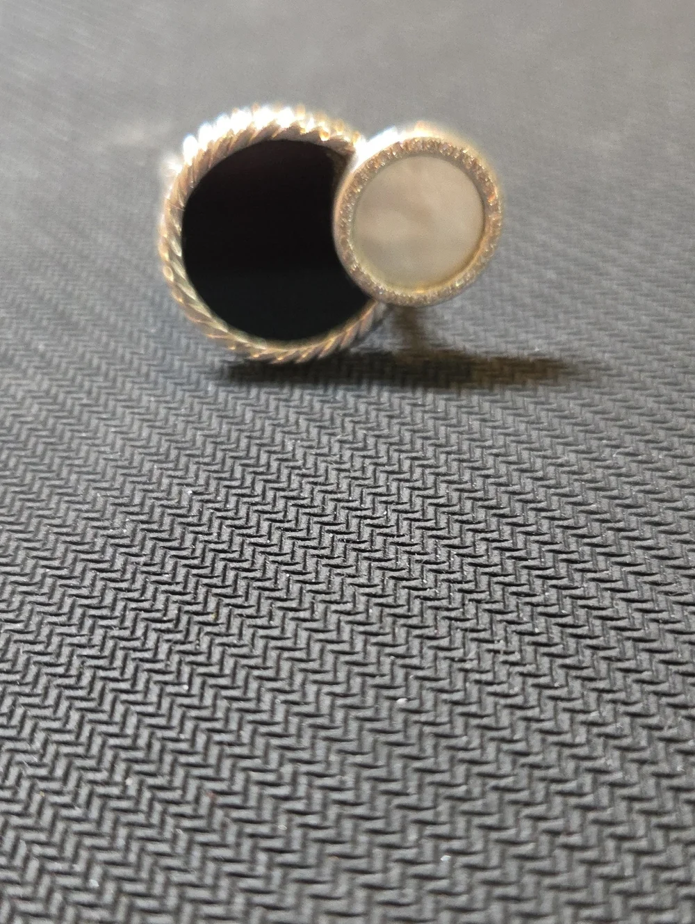 Elements Silver Dual Disc Black Onyx & White Mother Of Pearl Statement Ring